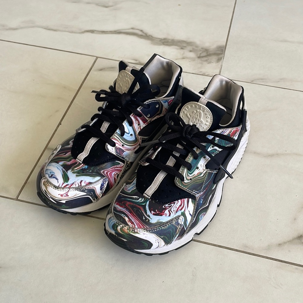 Nike Shoes: Air Huarache
